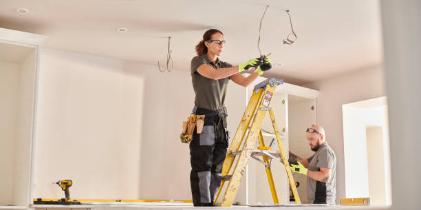 Best Residential Electrician Services  in Englewood, TN