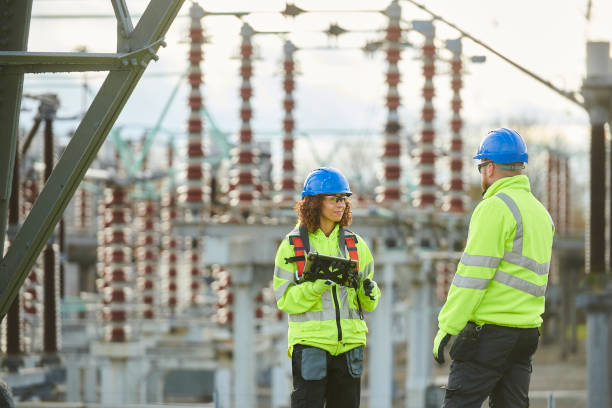 Best Electrician Near Me  in Englewood, TN